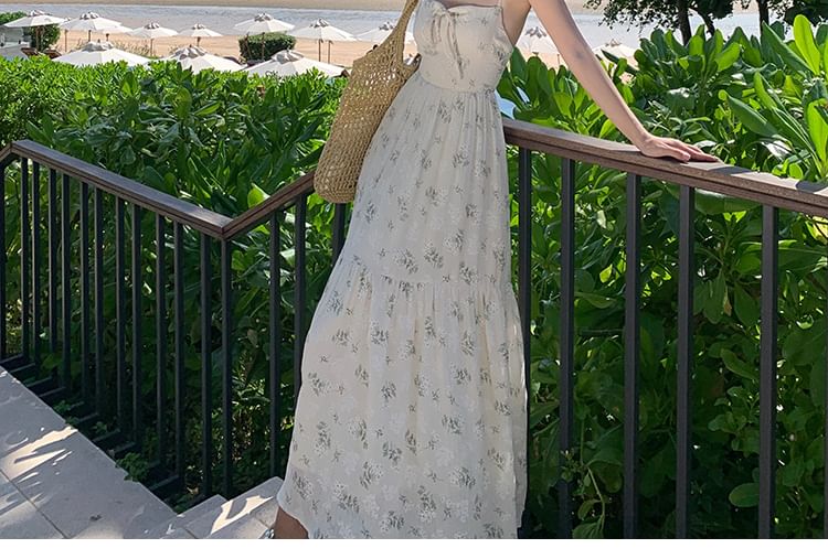 Neck Square Open Back Spaghetti Accent Floral A-Line Dress Maxi Strap Bow Print