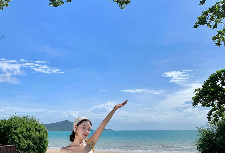 Neck Square Open Back Spaghetti Accent Floral A-Line Dress Maxi Strap Bow Print