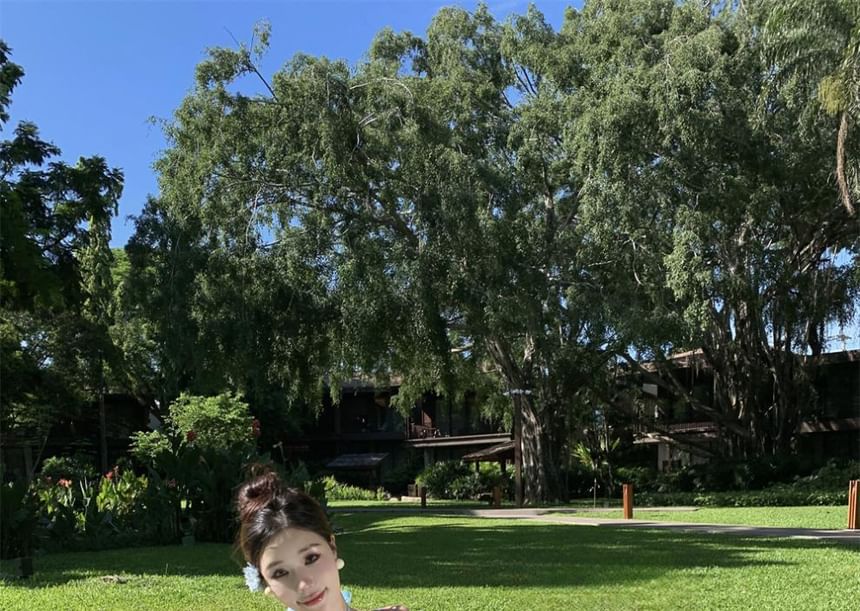 Ruched Back Dress Open Layered A-Line Floral Neck Maxi Accent Plain Halter