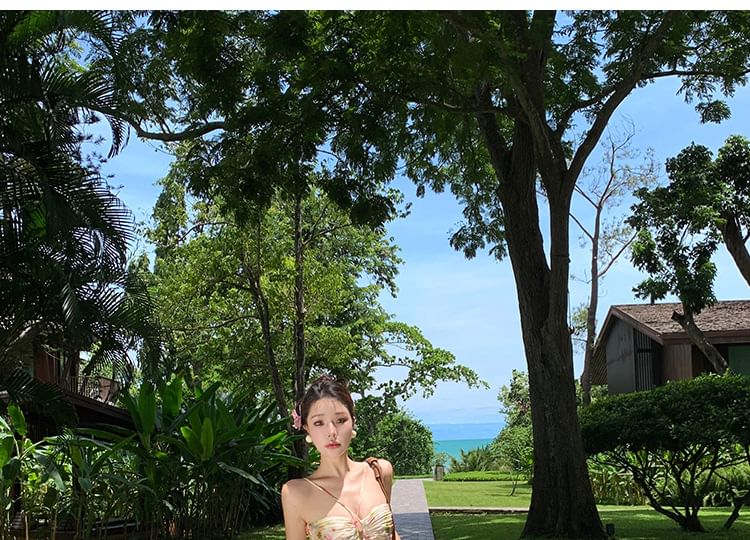 A-Line Cutout Maxi Halter Open Print Back Pleated Neck Dress Floral