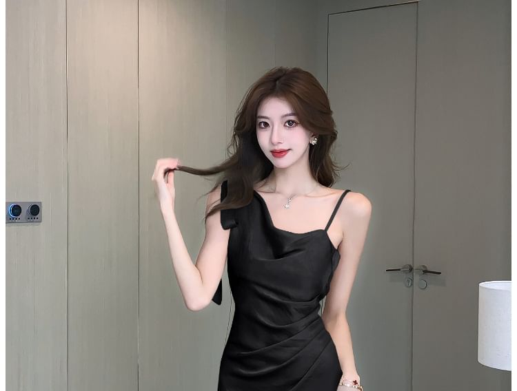 Cowl Neck Asymmetrical Ruched Sleeveless Mermaid Satin Plain Dress Midi