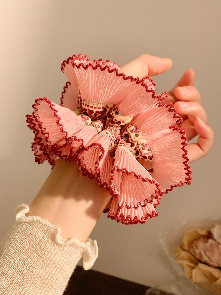 Fabric Scrunchie Accordion
