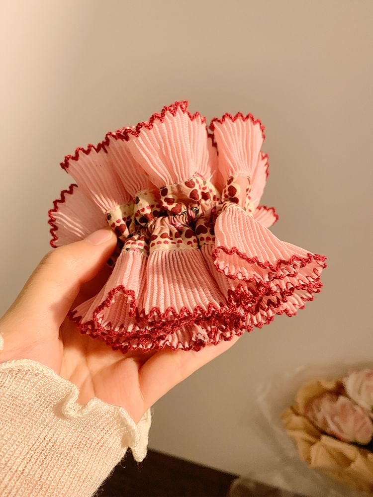 Fabric Scrunchie Accordion