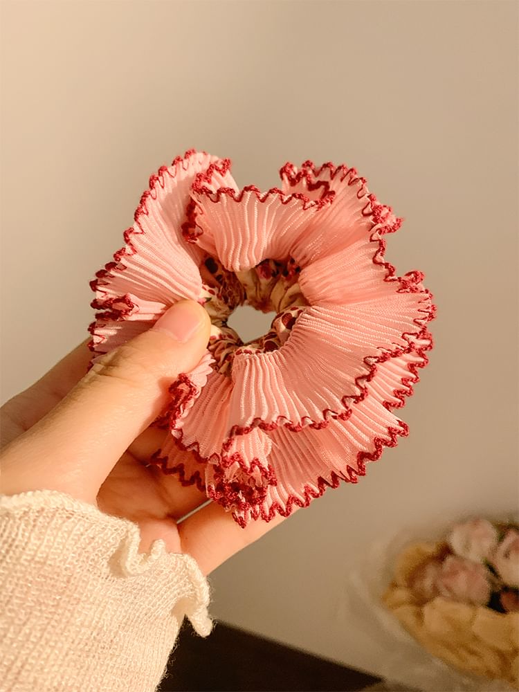 Fabric Scrunchie Accordion