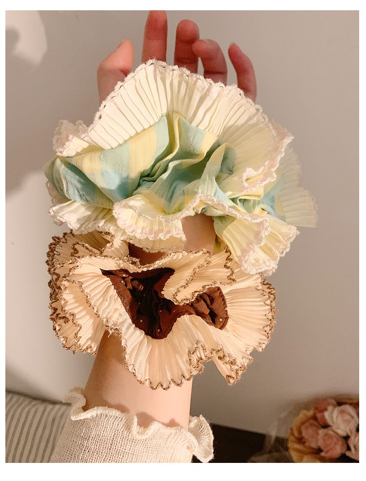 Fabric Scrunchie Accordion