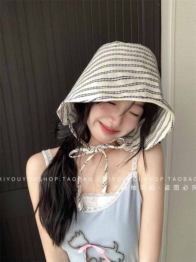 Bonnet Striped Hat