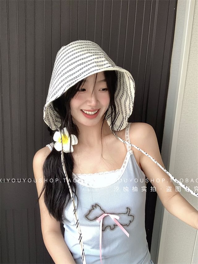 Bonnet Striped Hat