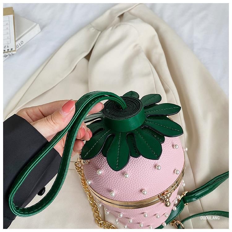 Strap Bucket Strawberry Chain Bag