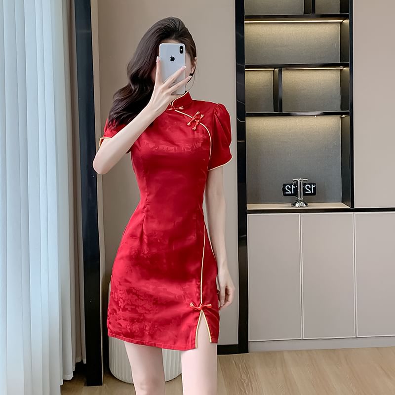 Traditional Chinese Short-Sleeve Stand Collar Jacquard Contrast Trim Frog Buttoned Slit Mini A-Line Dress