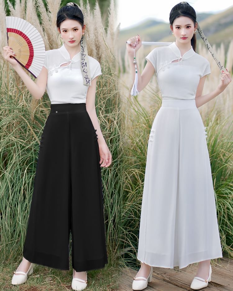 Traditional Chinese Short-Sleeve Stand Collar Plain Cutout Frog Buttoned Top / High Waist Cropped Culottes / Set