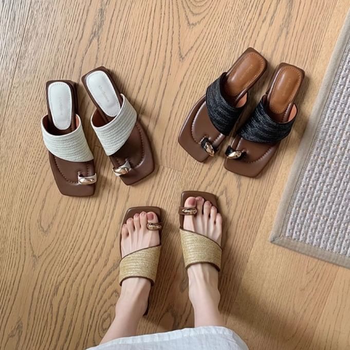 Toe Straw Sandals Loop