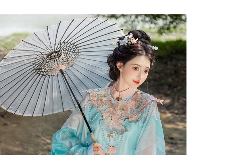 Flower Embroidered Hanfu Set