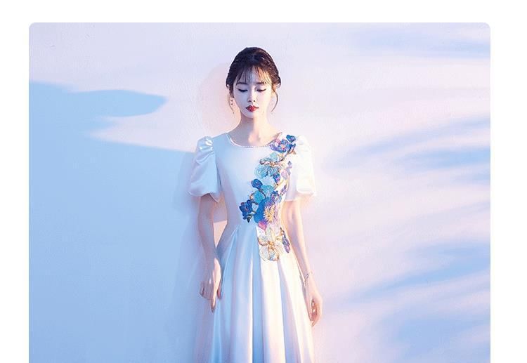 Short-Sleeve Gradient Flower Embroidered A-Line Evening Gown