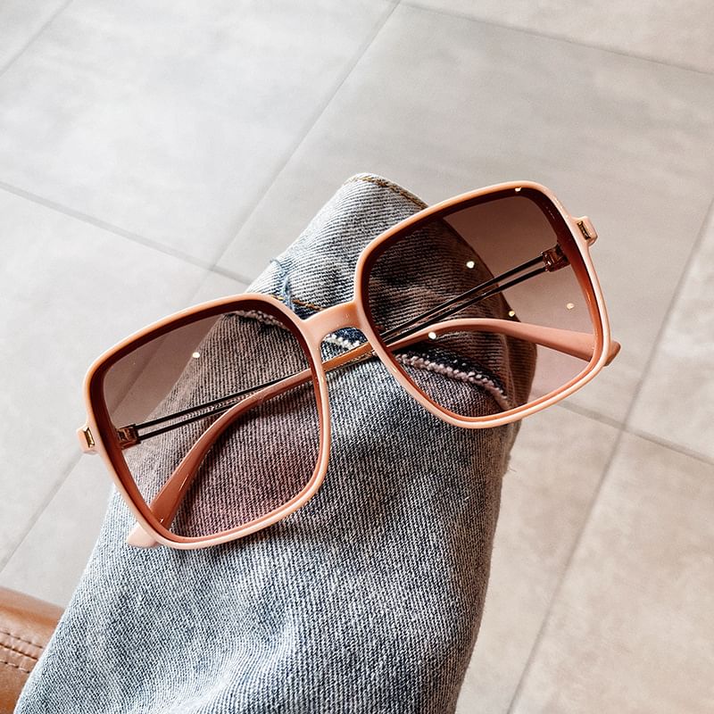 Oversized Square Frame Sunglasses