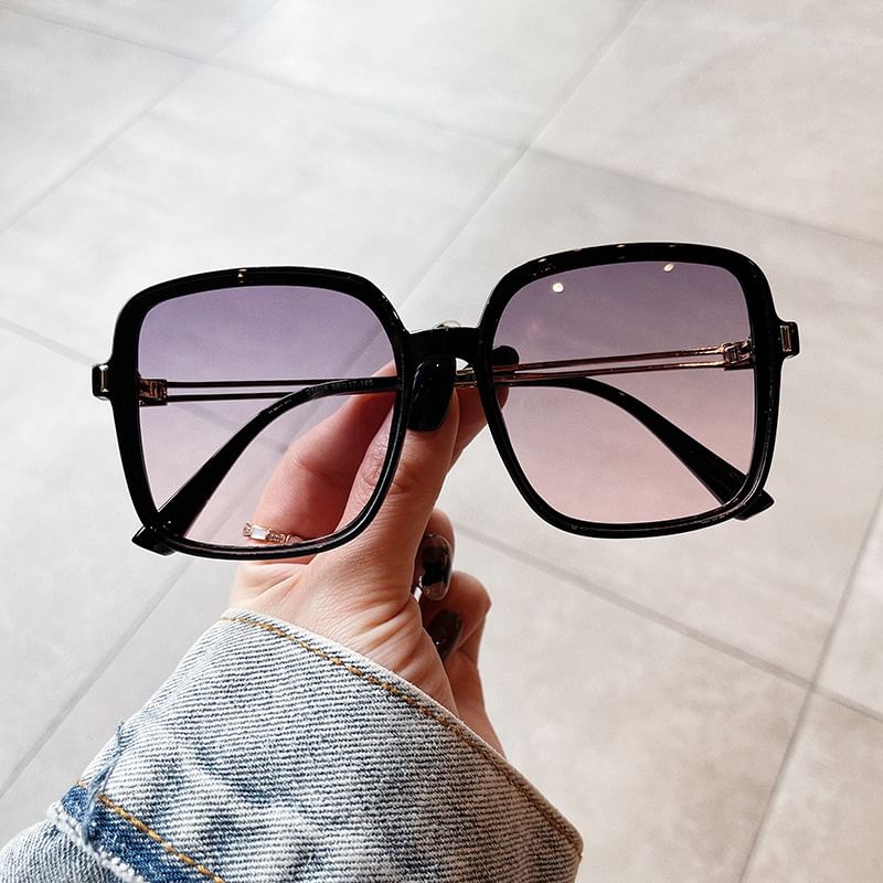 Oversized Square Frame Sunglasses