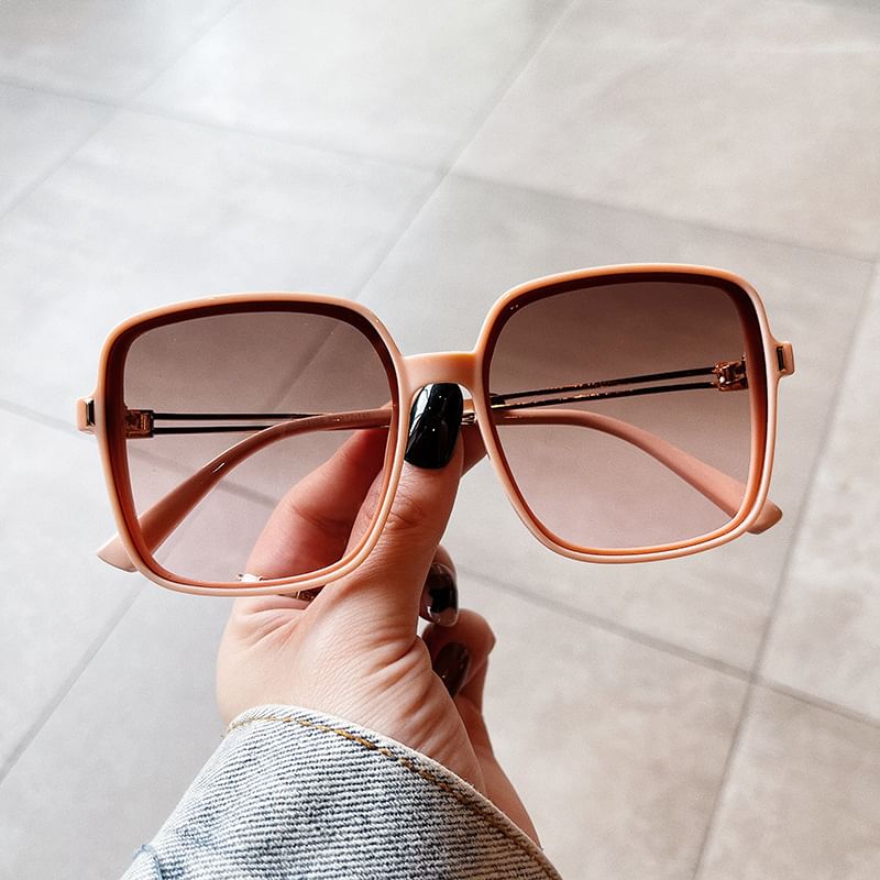 Oversized Square Frame Sunglasses