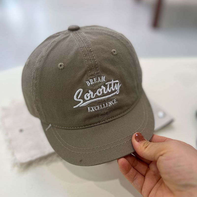 Cap Brim Lettering Embroidered Short