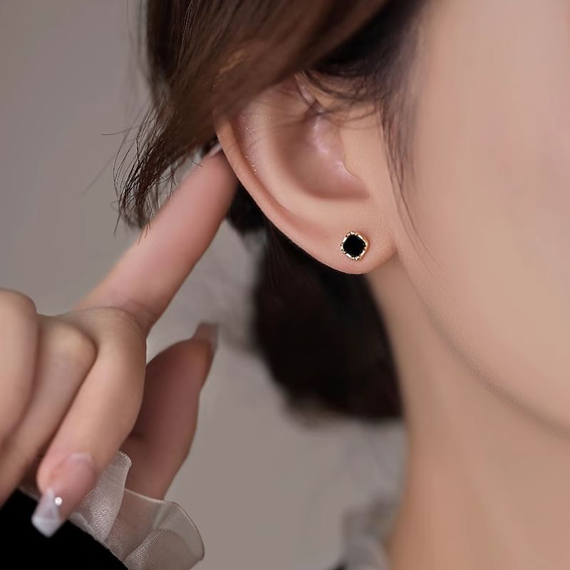 Square Silver Stud Sterling Ear