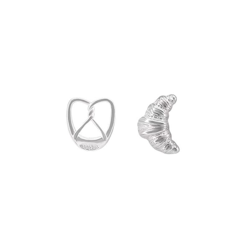 Pastry Stud Ear Metallic