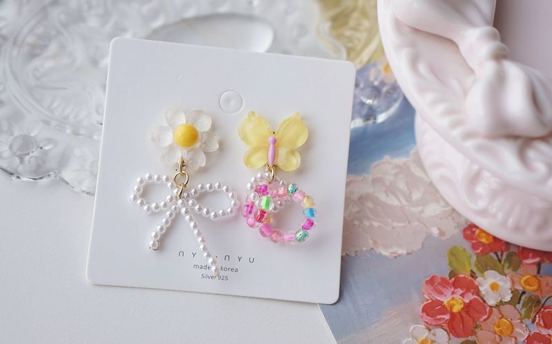 Flower Asymmetrical On / Beaded Drop Clip Earring