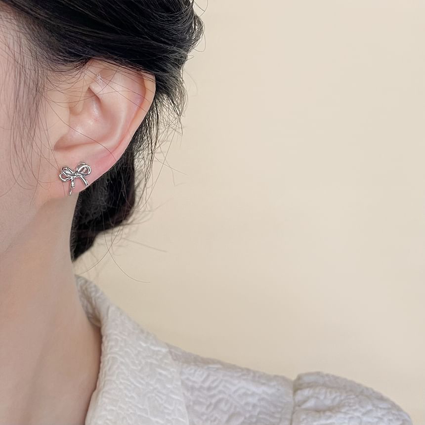 Bow Clip On Earring