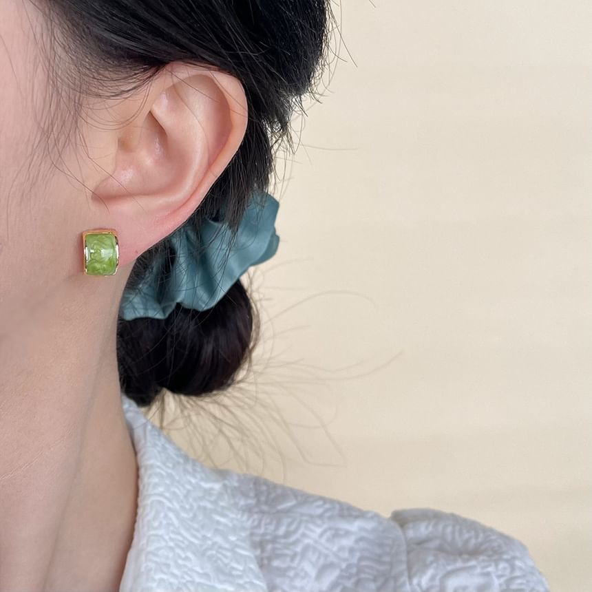 Clip Enamel On Earring