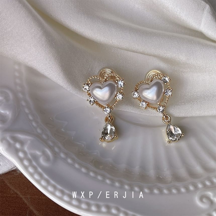 On Rhinestone Clip Heart Drop Pearl Earring Faux