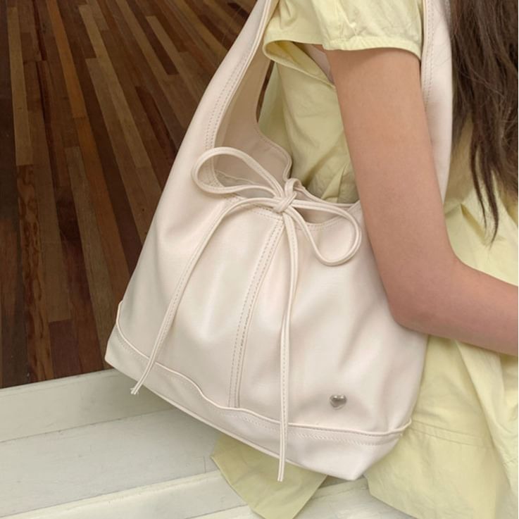 Tie-Up Bag Panel Tote Bow Heart Applique