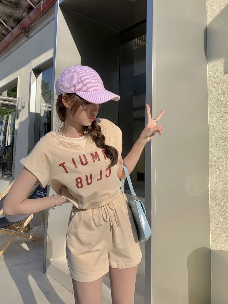 Short-Sleeve Drawstring Neck Set: Lettering Crew Waist Shorts Print + T-Shirt Plain