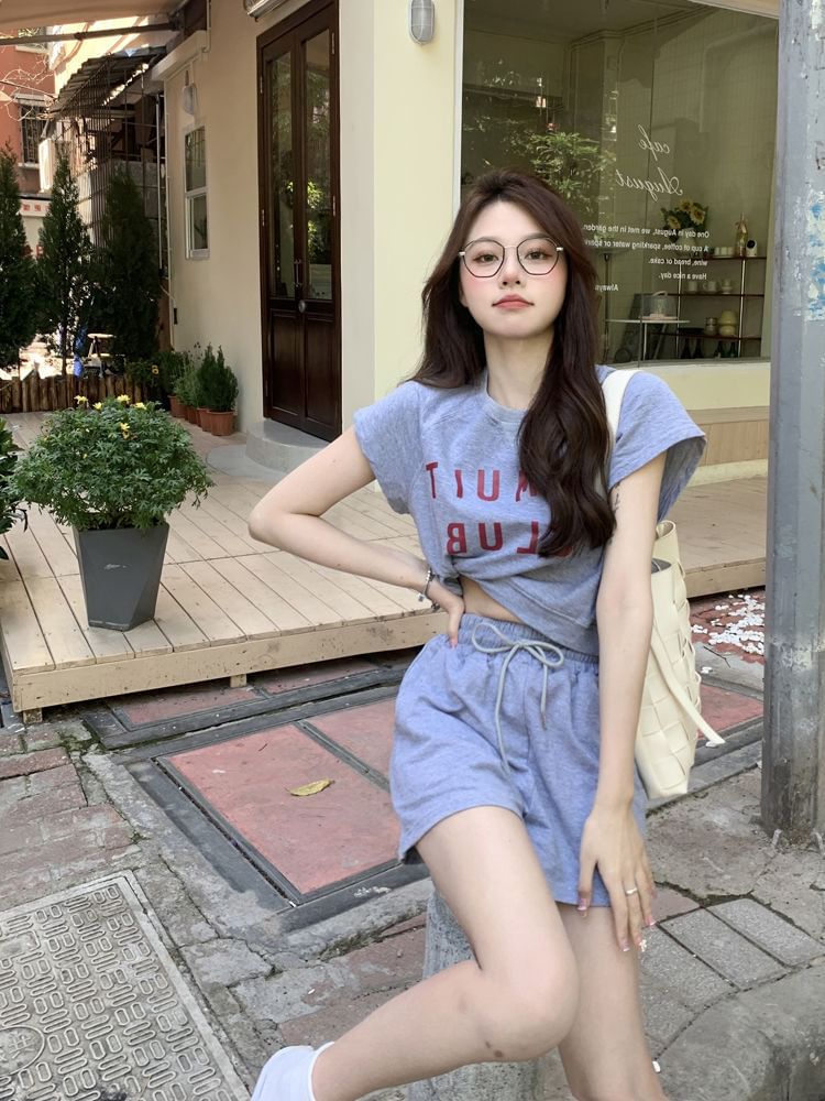 Short-Sleeve Drawstring Neck Set: Lettering Crew Waist Shorts Print + T-Shirt Plain