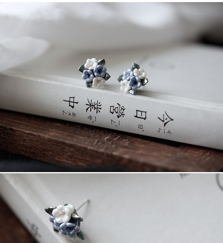 Earring Floral Stud