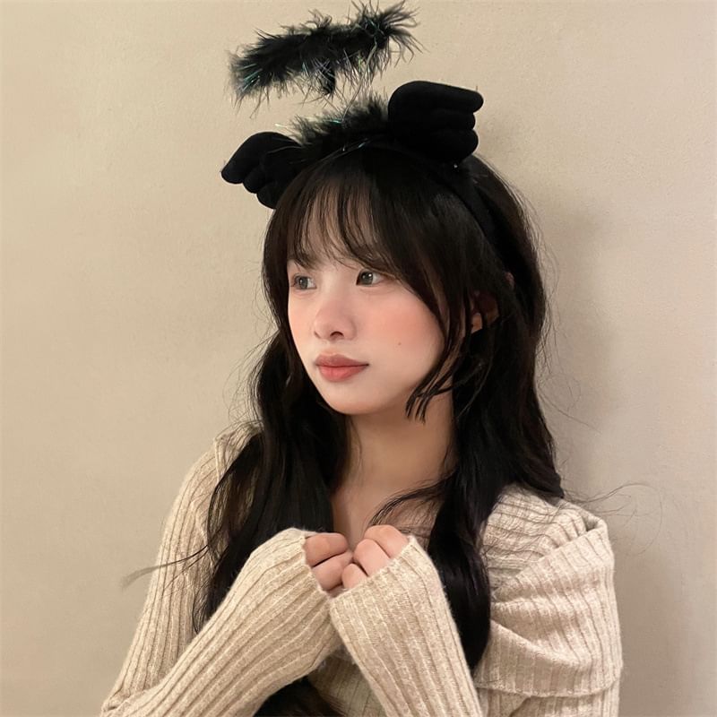 Accent Headband Wing