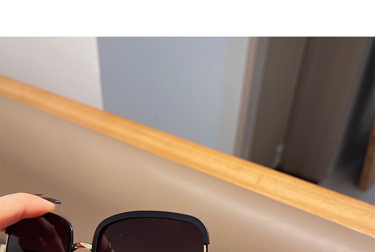 Square Sunglasses Oversized