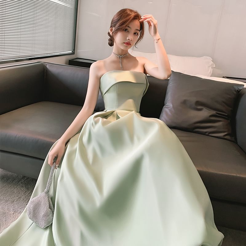 Spaghetti Strap Plain A-Line Evening Gown / Strapless Evening Gown / Short-Sleeve Mesh Panel A-Line Evening Gown