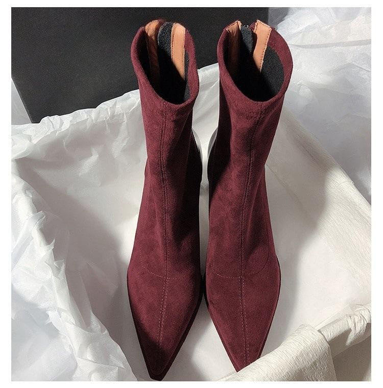 Heel Short Chunky Pointy Boots