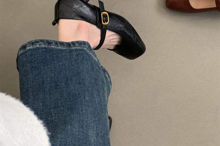 Mary Chunky Heel Square-Toe Jane Shoes