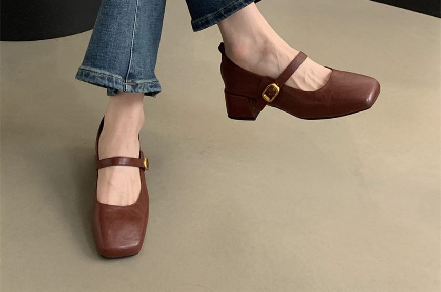 Mary Chunky Heel Square-Toe Jane Shoes