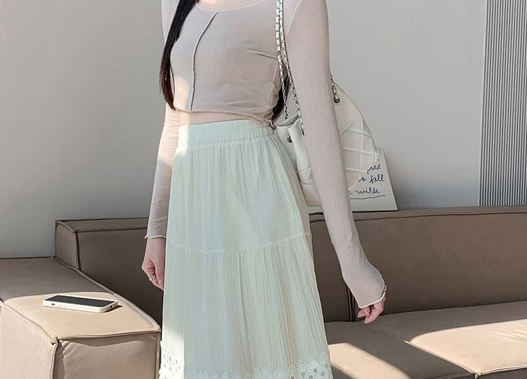 Hohe Taille, schlichtes Spitzenpanel, Midi A