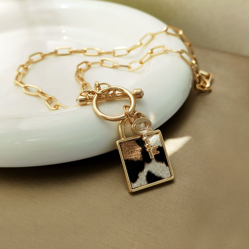 Chain Necklace Pendant