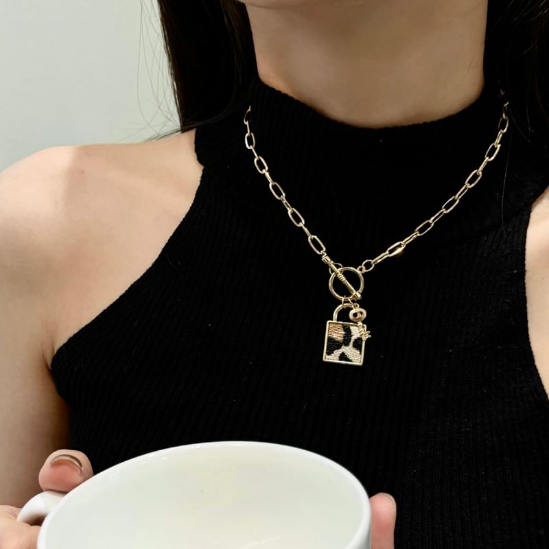 Chain Necklace Pendant