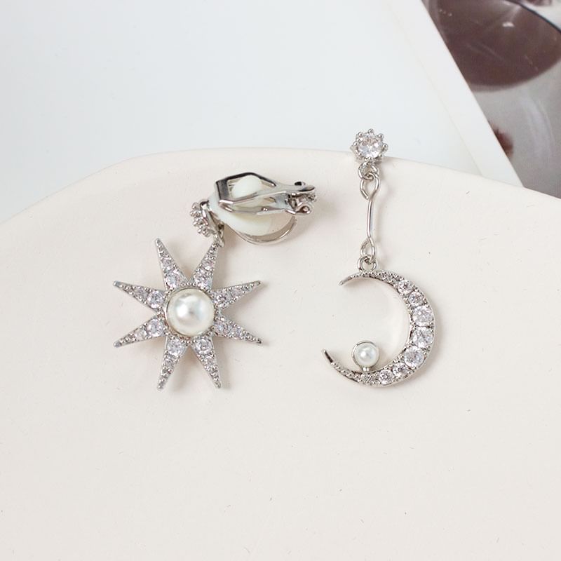 Asymmetrical Star Pearl Dangle Rhinestone Earring Faux Moon Alloy
