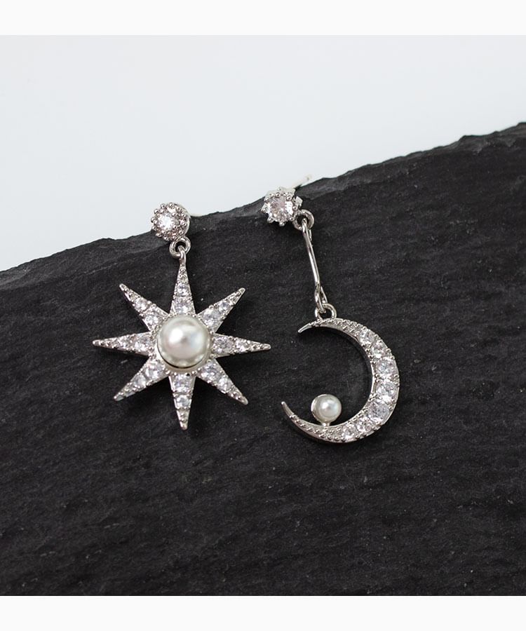 Asymmetrical Star Pearl Dangle Rhinestone Earring Faux Moon Alloy