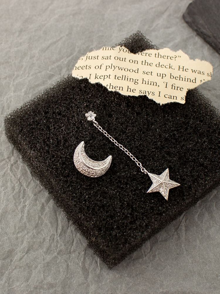 Asymmetrical Earring Alloy Dangle Moon Star