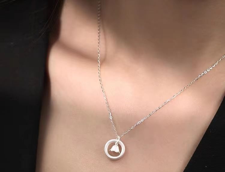 925 Sterling Silver Circle Pendant Necklace