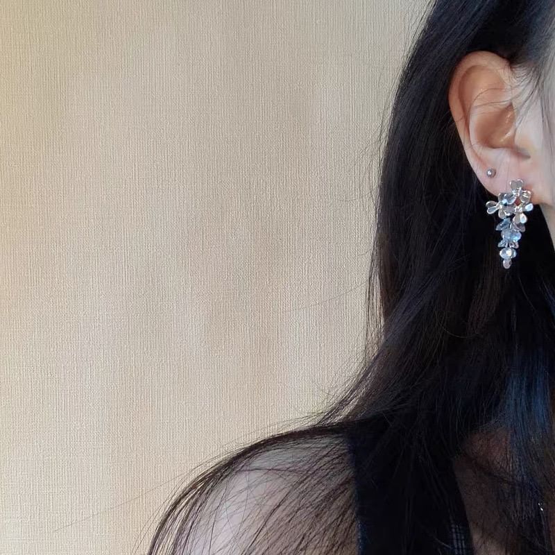 / Crystal Faux Clip-On Drop Earring Floral Rhinestone