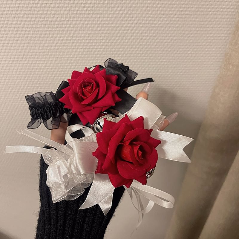 Rose Choker Bell Tulle