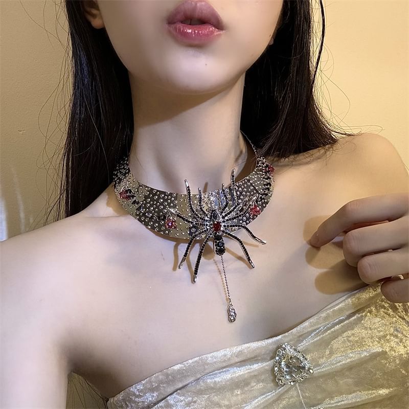 Rhinestone Lariat Metallic Choker