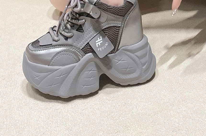 Sneakers Mesh Hidden Platform Wedge Panel