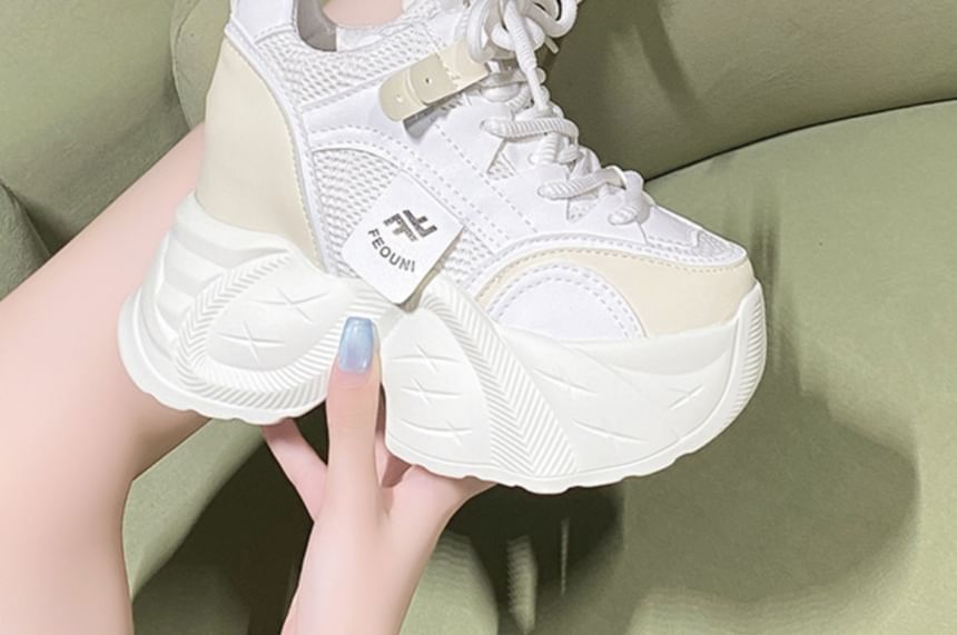 Sneakers Mesh Hidden Platform Wedge Panel