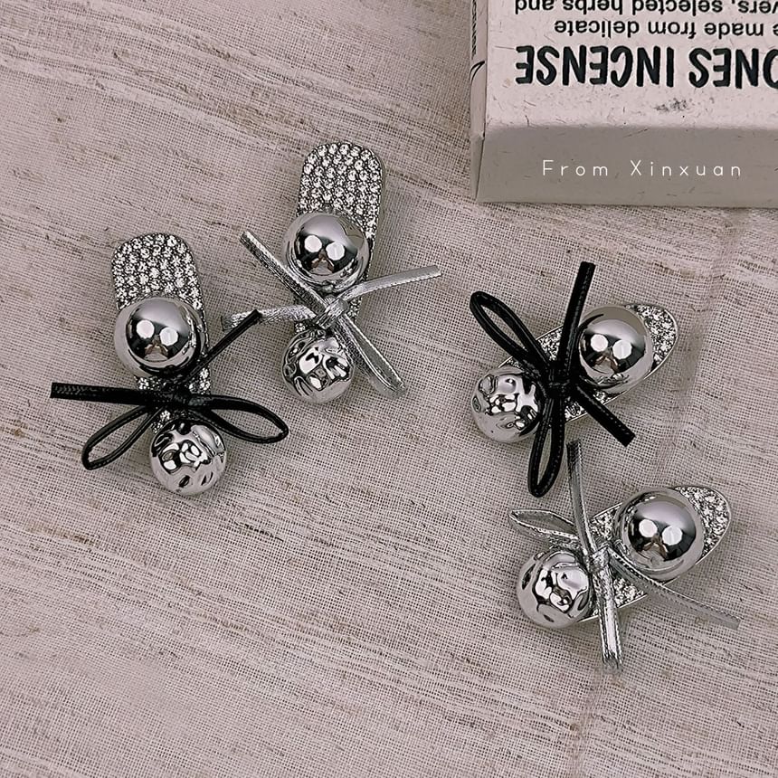 Bow Accent Alloy Hair Clip